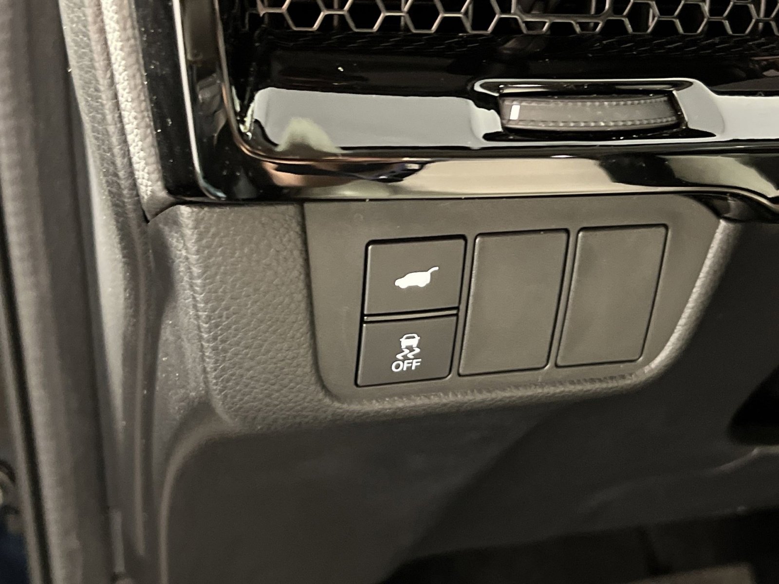 Used 2024 Honda CR-V EX-L image 31