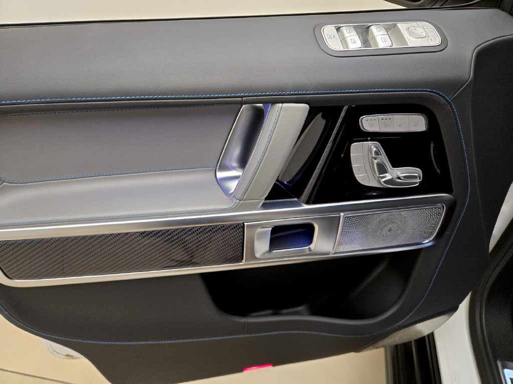 Used 2025 Mercedes-Benz G 580 w/ EQ Technology image 29