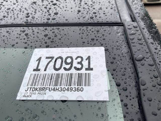Used 2017 Toyota Prius Two w/ Prius Two Safety Plus Package FWD image 10