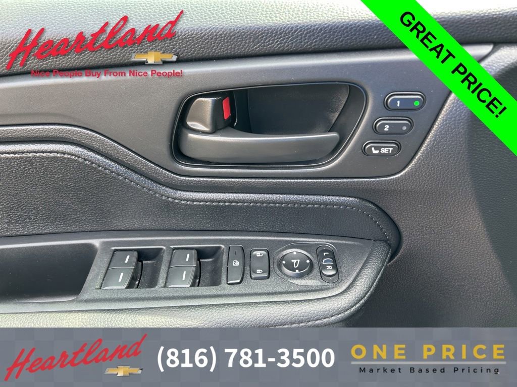 Used 2025 Honda Odyssey EX-L image 19