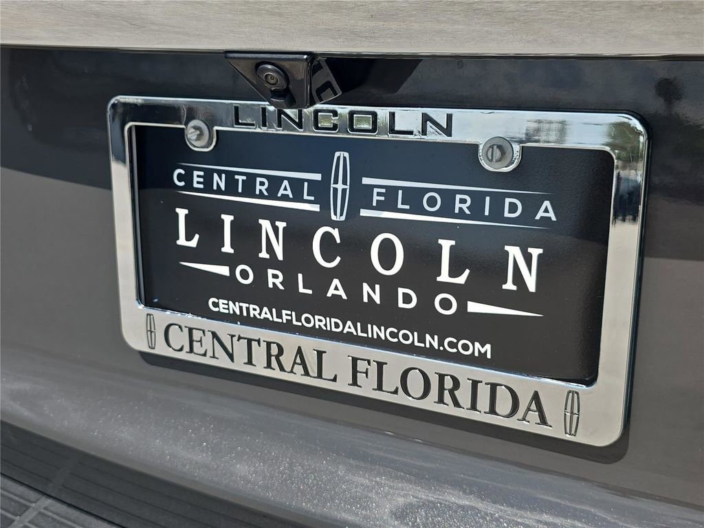 Certified 2023 Lincoln Navigator Black Label AWD/4WD image 5