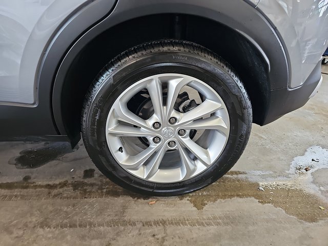 Used 2023 Buick Encore GX Preferred w/ Cold Weather Comfort Package image 30