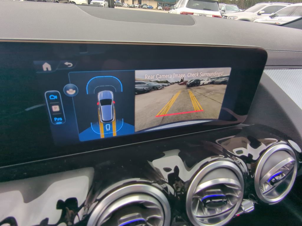 Certified 2025 Mercedes-Benz GLA 35 AMG 4MATIC image 7