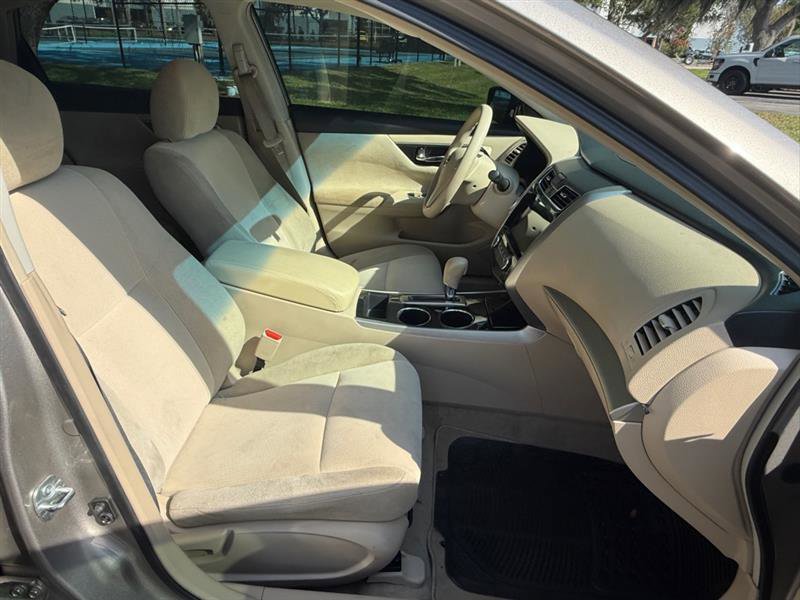 Used 2013 Nissan Altima 2.5 S FWD image 18