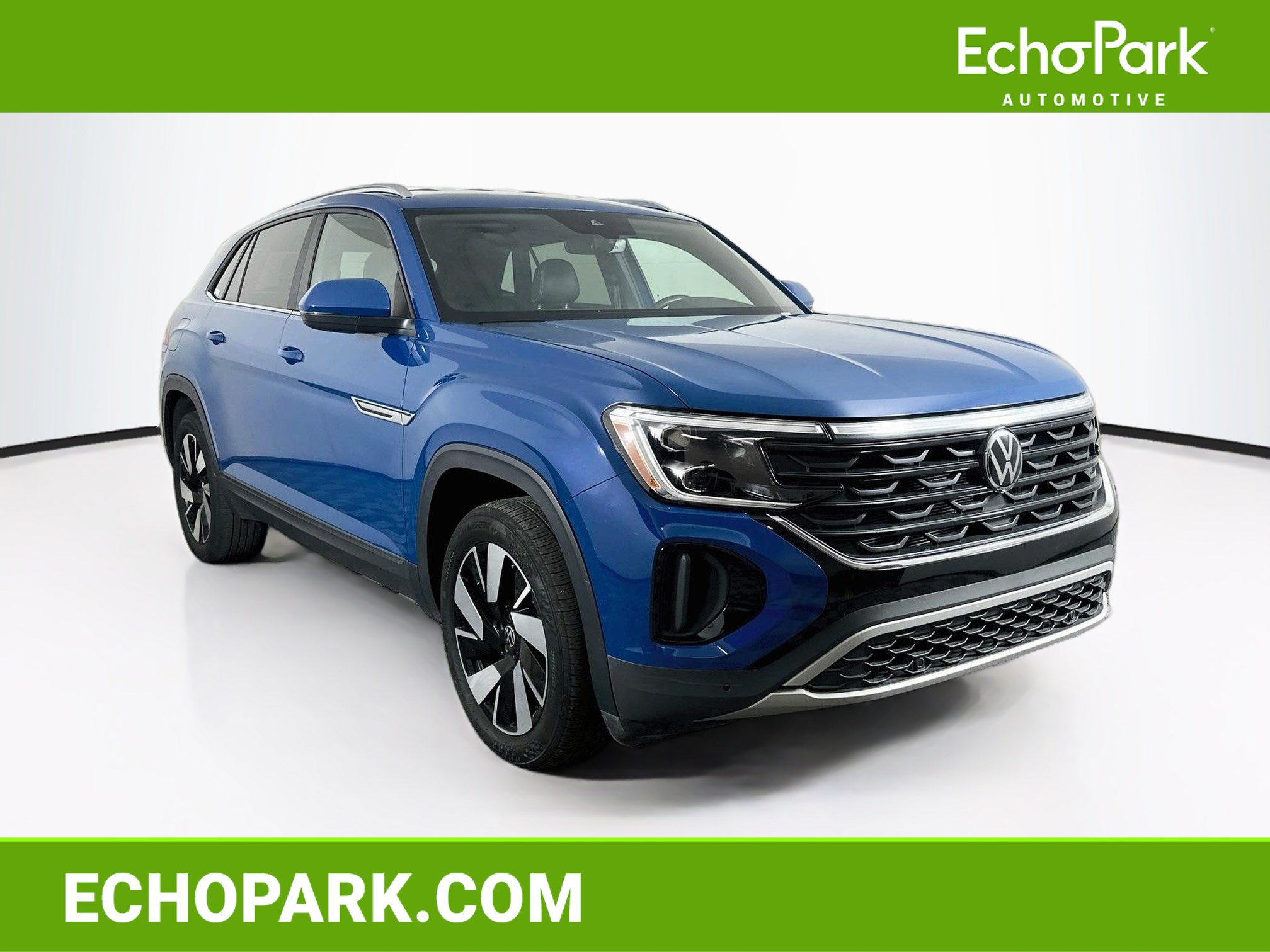 Used 2025 Volkswagen Atlas Cross Sport SE FWD image 1