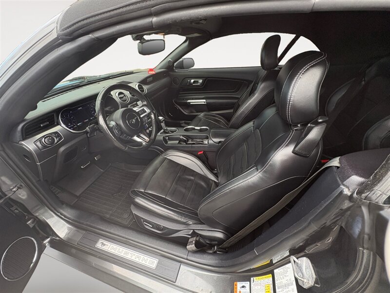 Used 2019 Ford Mustang GT Premium w/ Equipment Group 401A RWD image 10