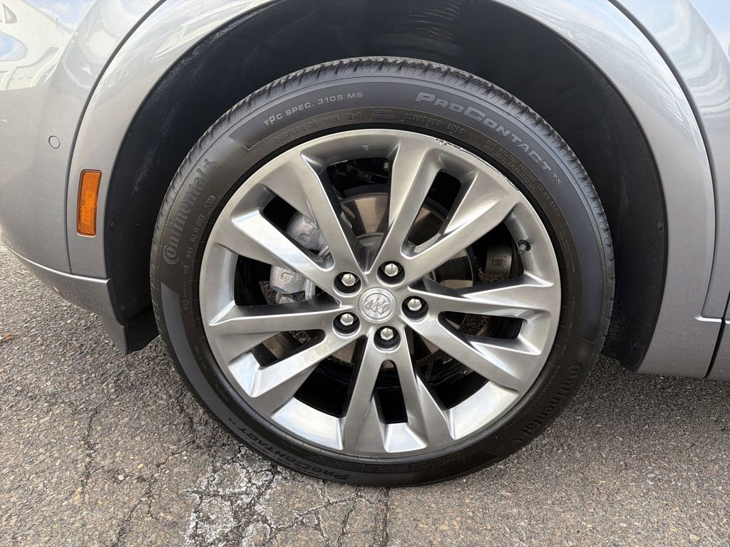 Used 2021 Buick Envision Avenir w/ Technology Package II image 30