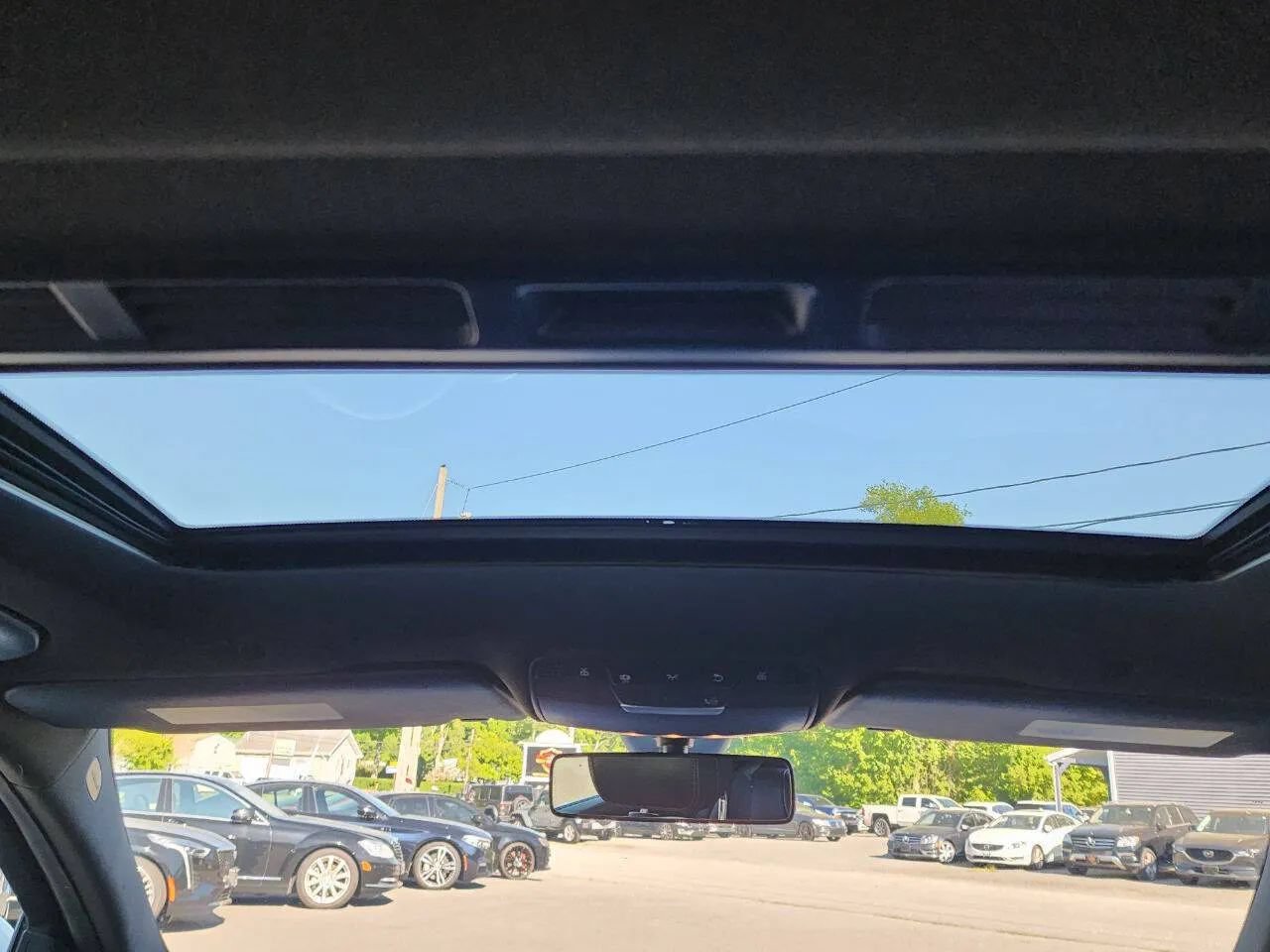 Used 2019 Mercedes-Benz C 300 4MATIC Sedan image 17
