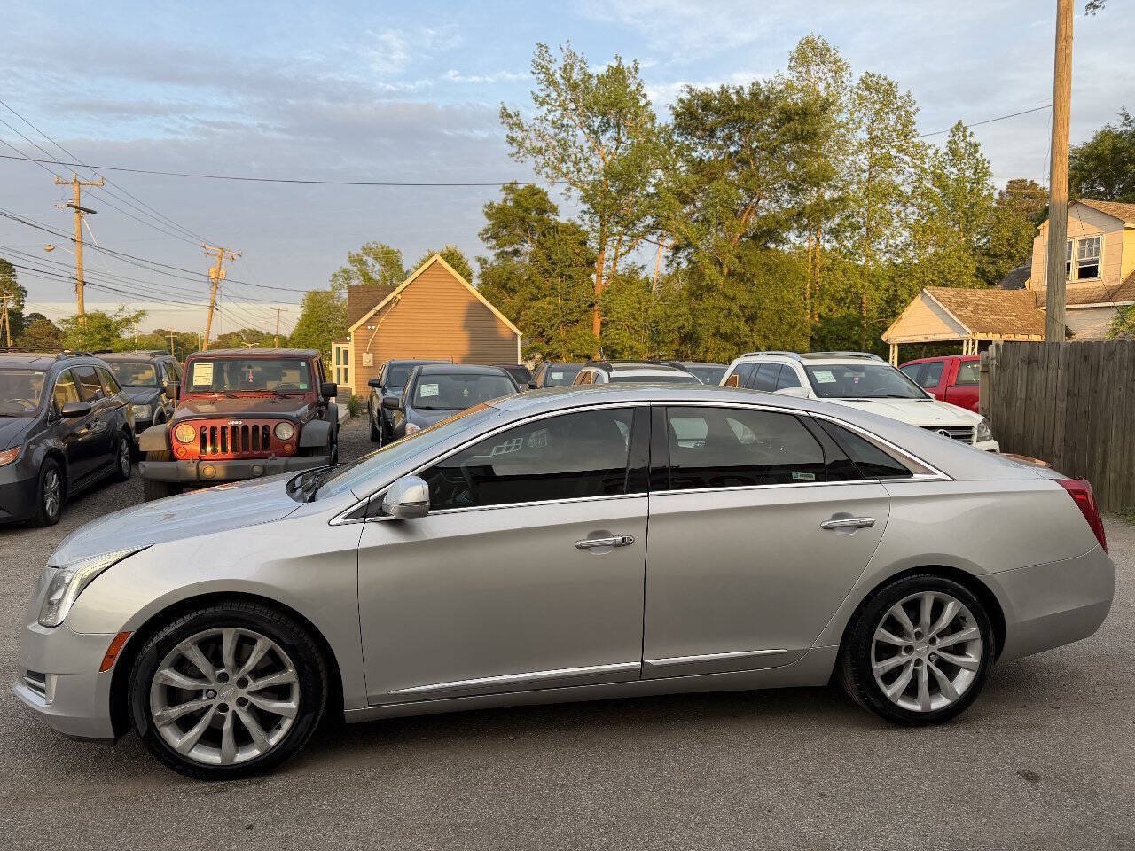 Used 2015 Cadillac XTS Luxury AWD/4WD image 5