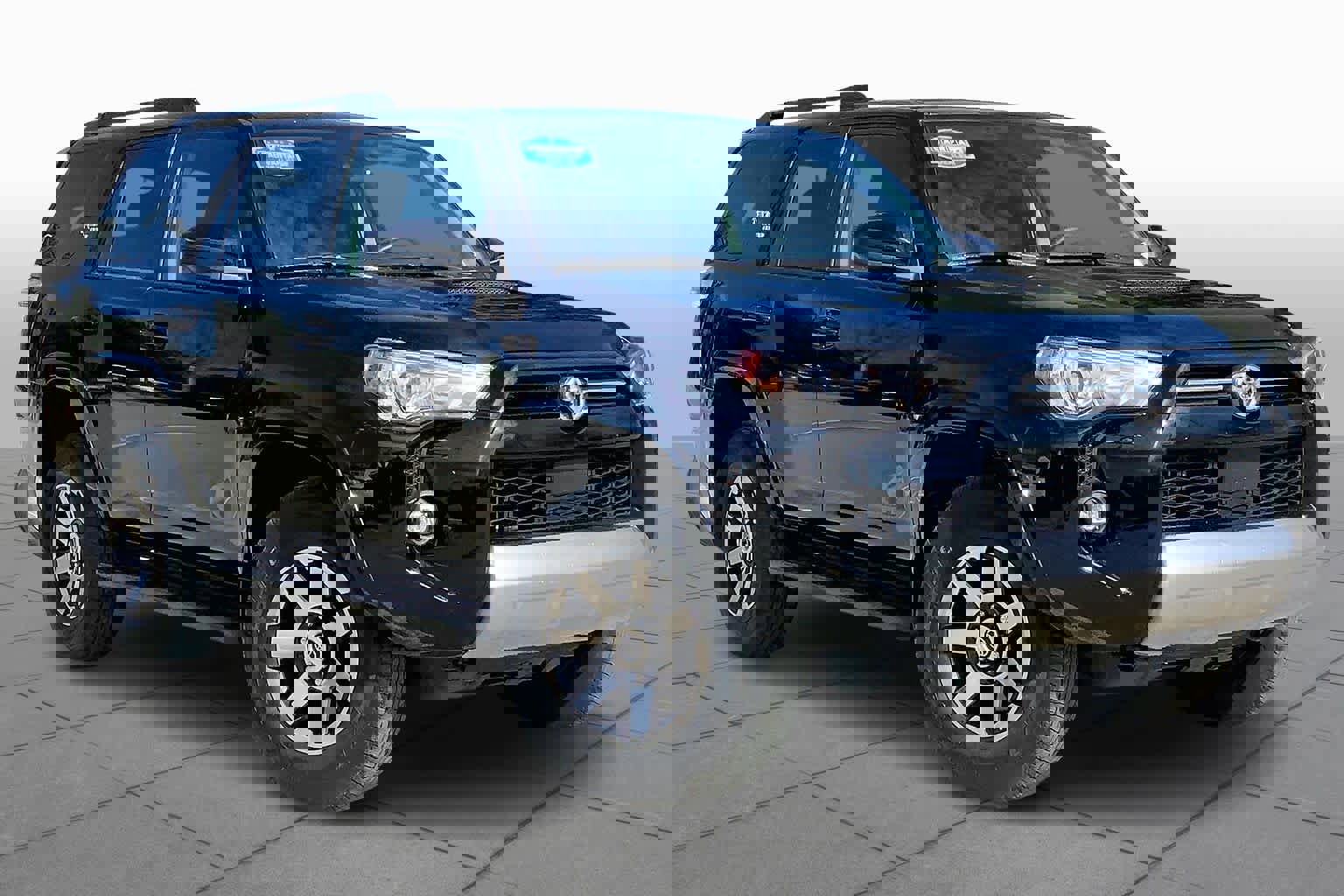 Used 2024 Toyota 4Runner TRD Off-Road image 3