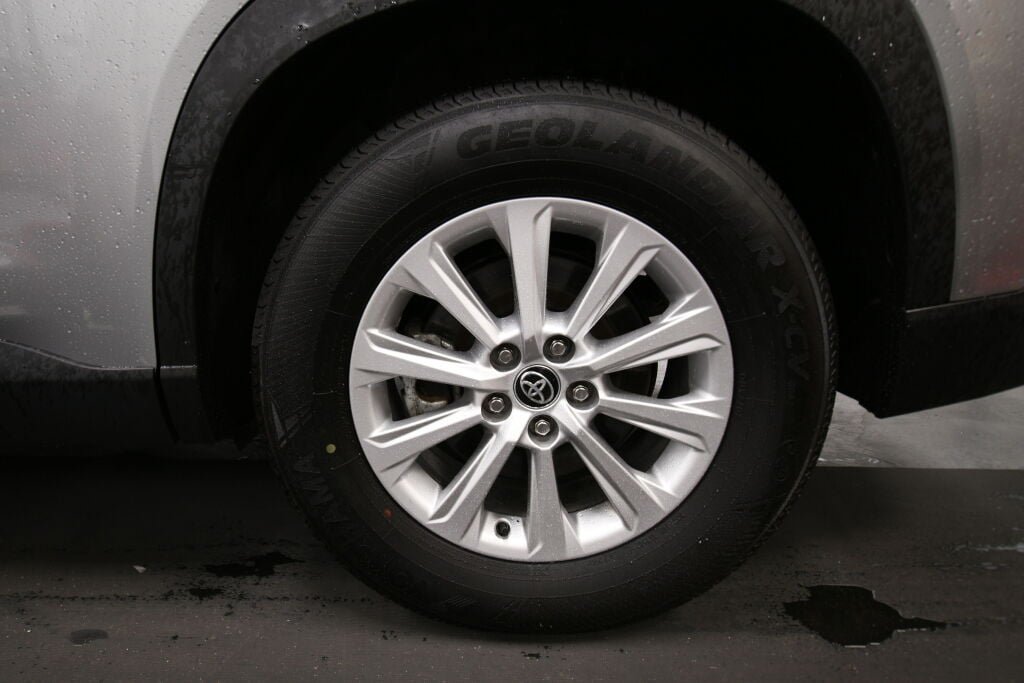 Certified 2025 Toyota Grand Highlander AWD image 35