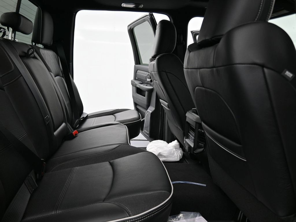 New 2025 RAM 3500 Limited image 24