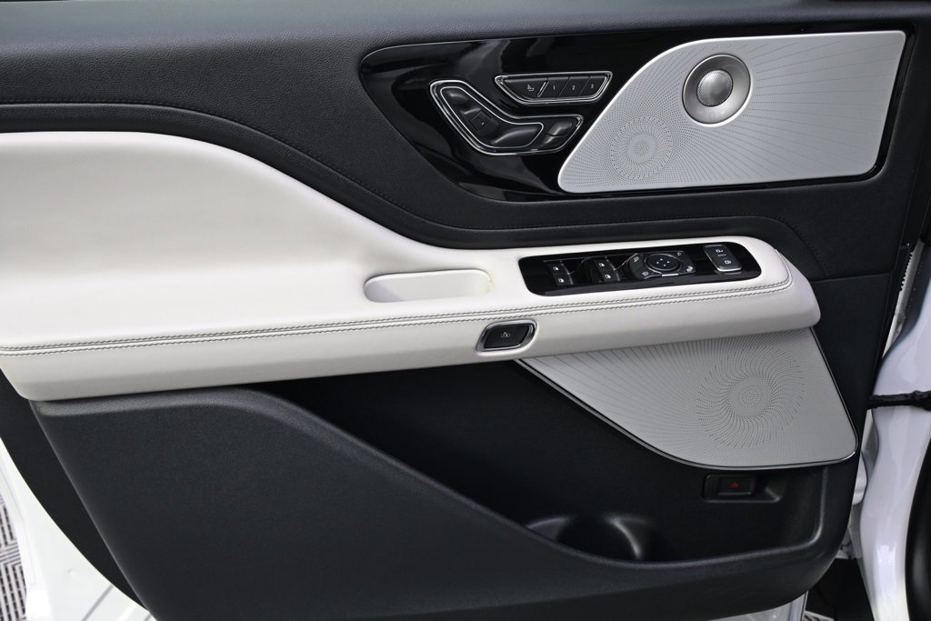 New 2026 Lincoln Aviator Reserve image 22