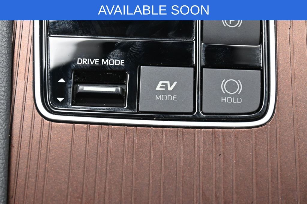 Certified 2021 Toyota Sienna XLE FWD image 25