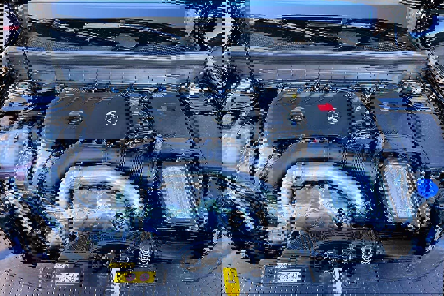 New 2026 Mercedes-Benz GLB 250 4MATIC image 16