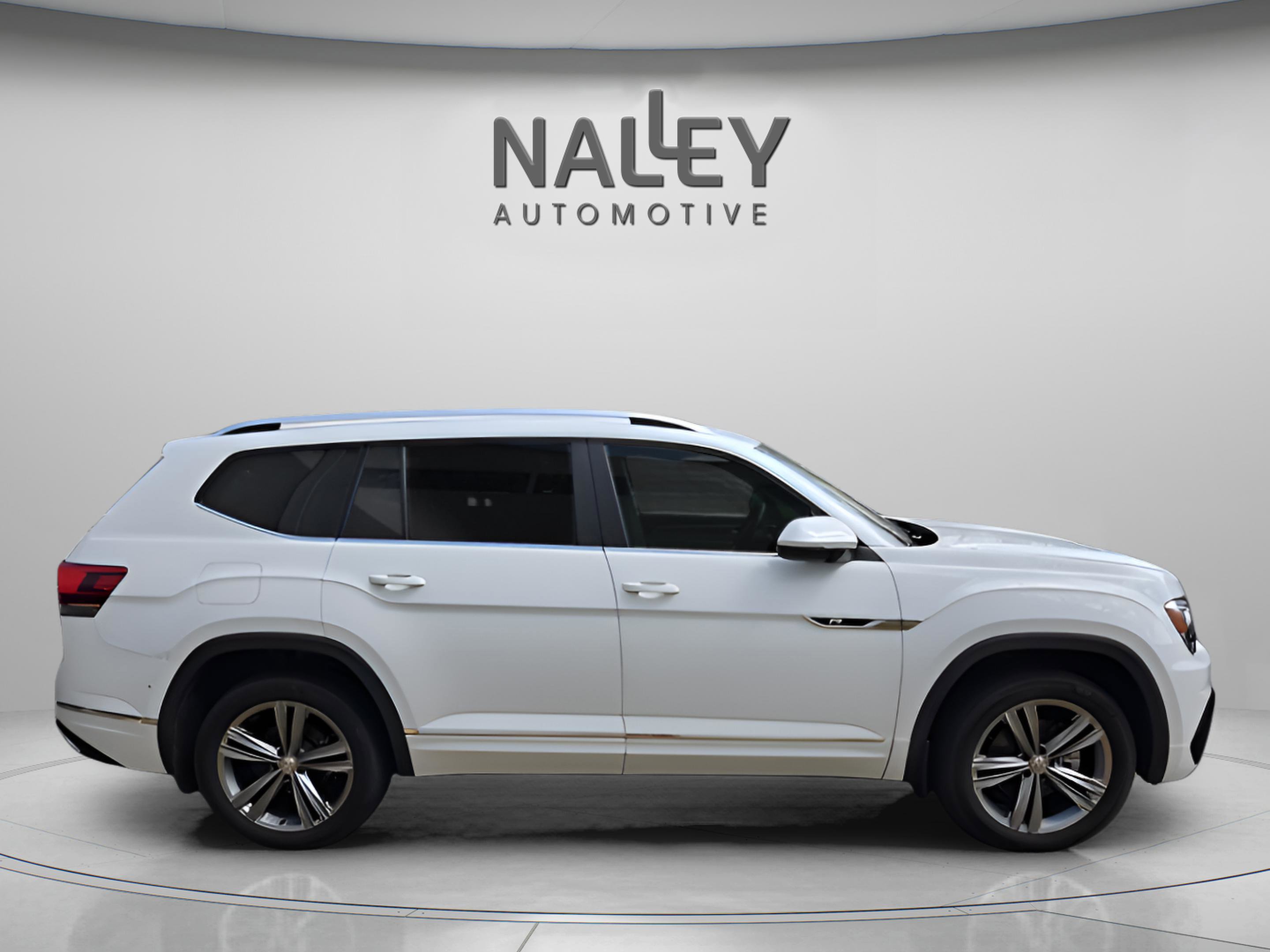 Used 2019 Volkswagen Atlas SE w/ Towing Package image 6