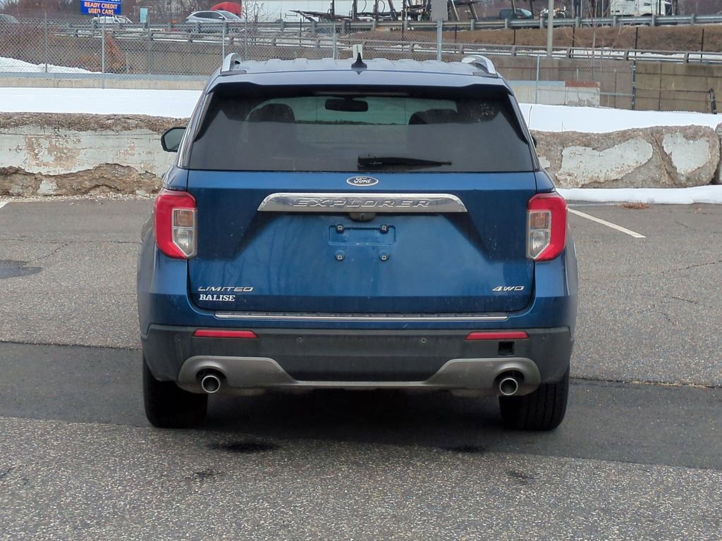 Used 2023 Ford Explorer Limited w/ Equipment Group 301A image 4