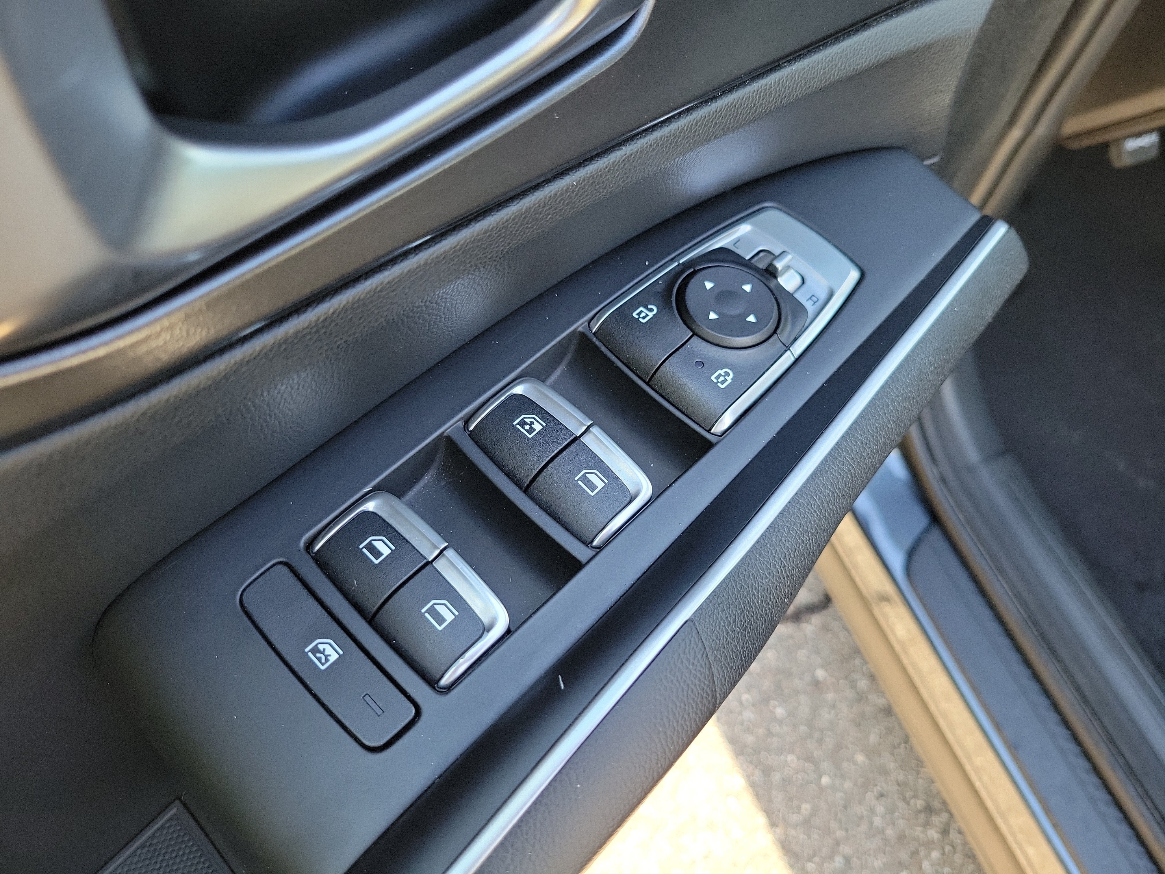 Certified 2022 Kia Sorento LX FWD image 20