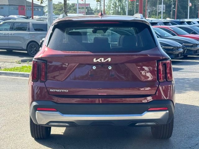 Used 2025 Kia Sorento S w/ Panoramic Sunroof Package FWD image 6