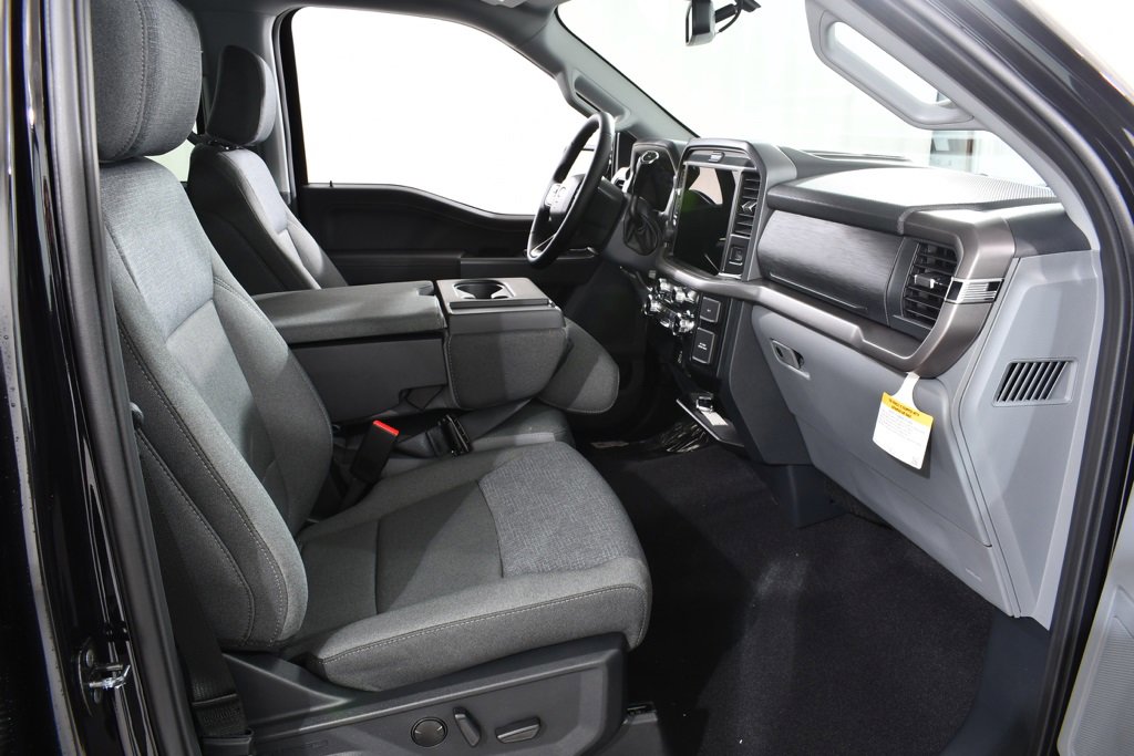 New 2026 Ford F150 XLT w/ Equipment Group 302A MID image 10