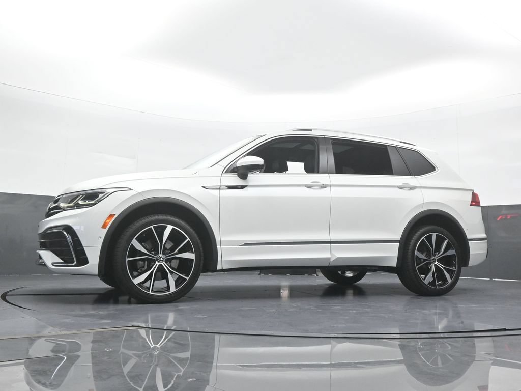 Used 2023 Volkswagen Tiguan SEL R-Line AWD/4WD image 65