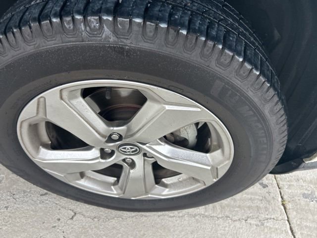 Used 2020 Toyota RAV4 Limited image 47