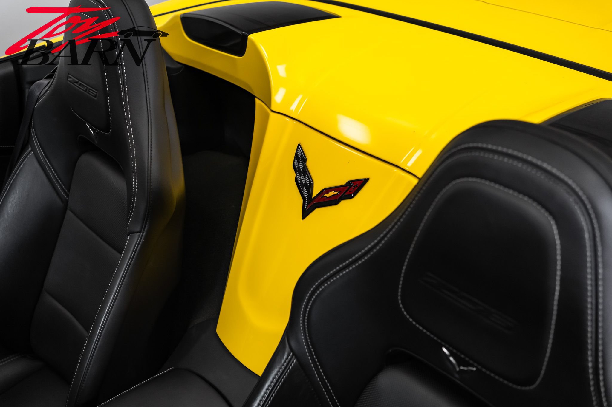 Used 2016 Chevrolet Corvette Z06 w/ 3LZ Preferred Equipment Group RWD image 35
