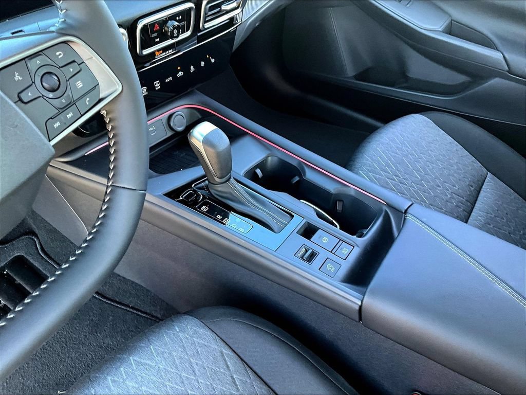 New 2026 Nissan Sentra SV w/ SV Convenience Package FWD image 24