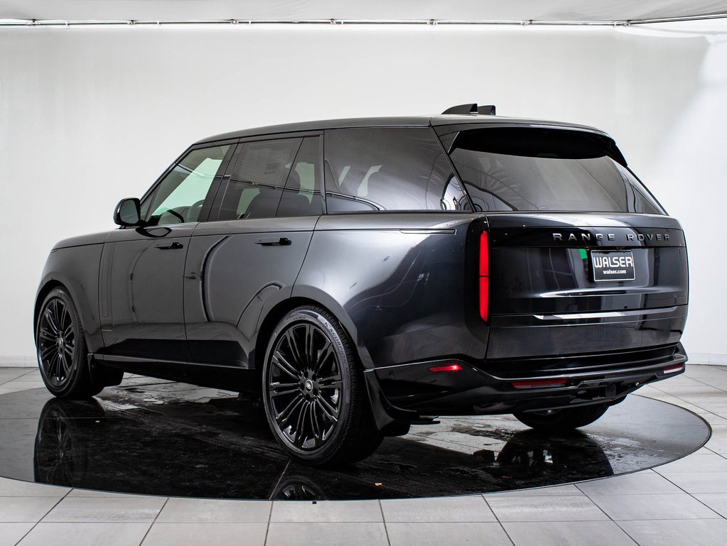 New 2025 Land Rover Range Rover SE image 11