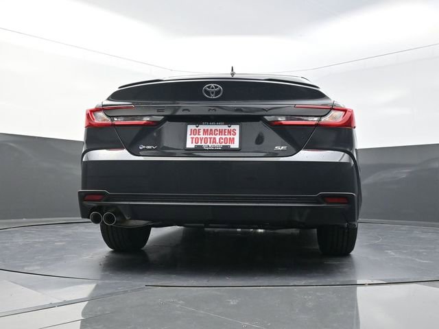 New 2026 Toyota Camry SE w/ Convenience Package FWD image 32