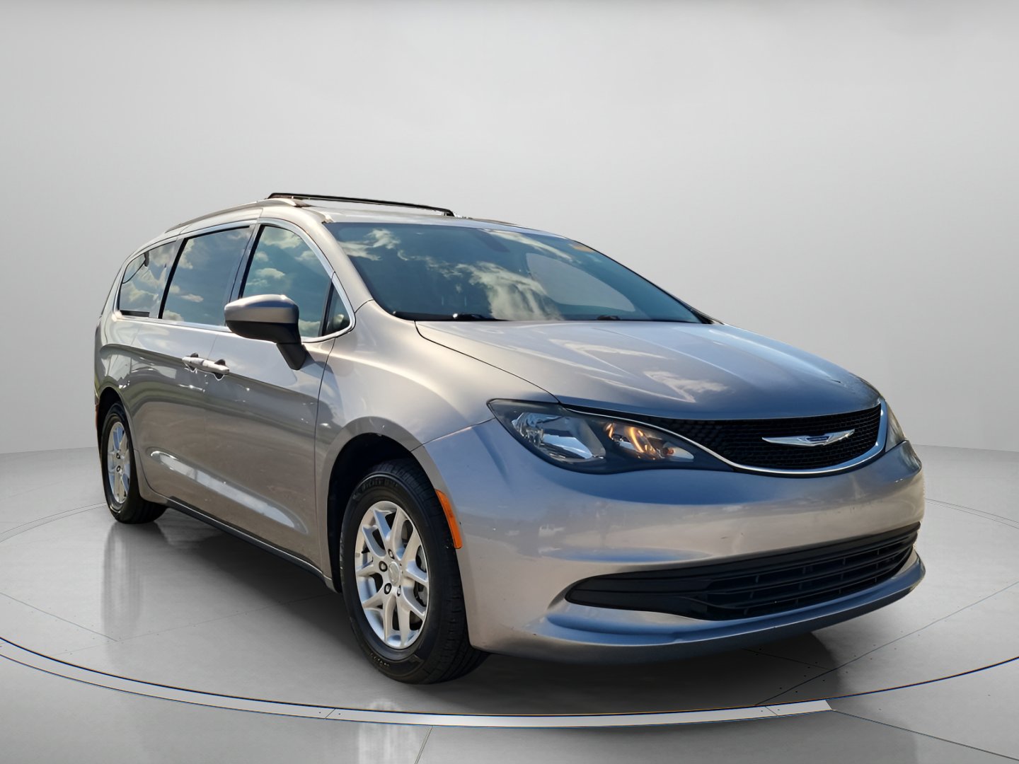 Used 2020 Chrysler Voyager Lxi