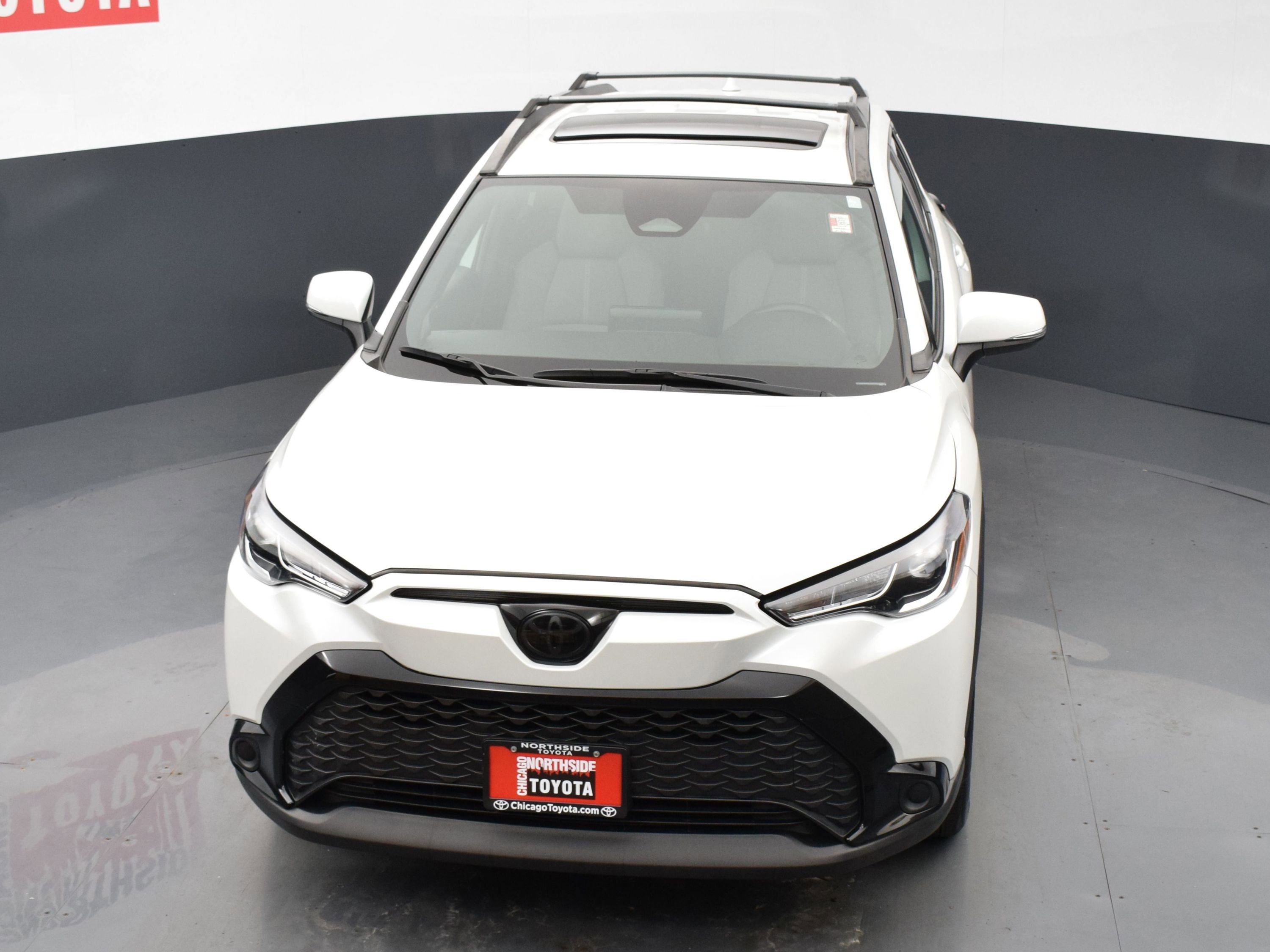 Used 2024 Toyota Corolla Cross AWD Hybrid w/ Moonroof Package image 24