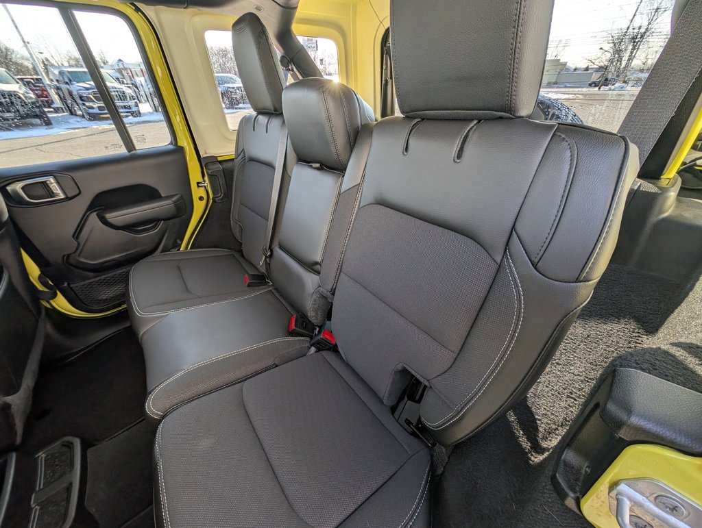 Used 2023 Jeep Wrangler Sport S image 22