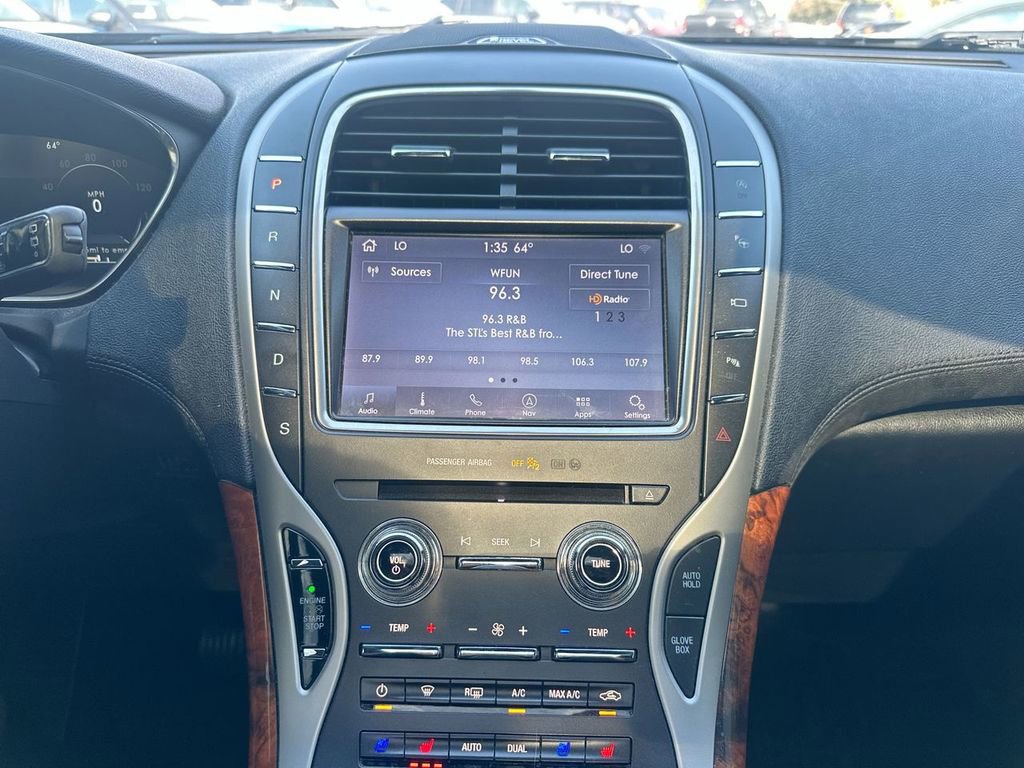 Used 2020 Lincoln Nautilus Reserve image 30