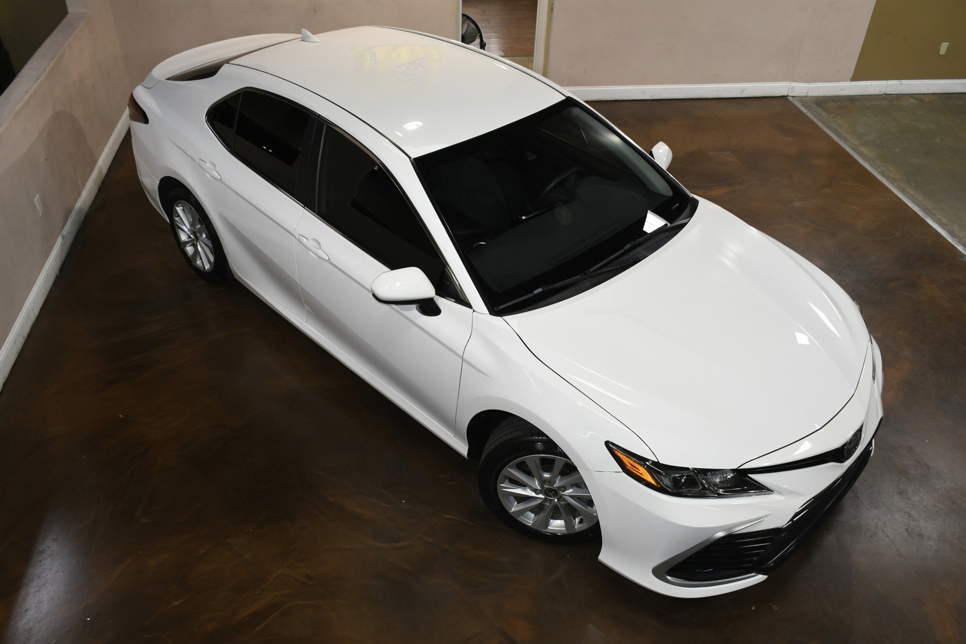 Used 2021 Toyota Camry LE image 73