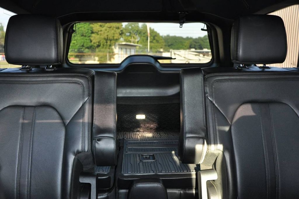 Used 2021 Ford Expedition Limited image 20