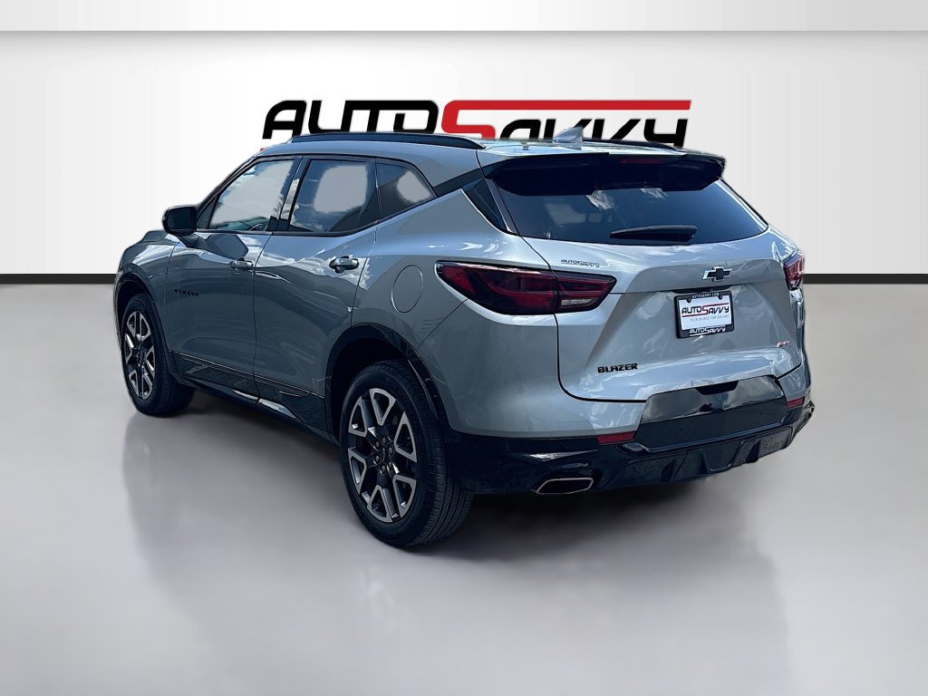Used 2024 Chevrolet Blazer RS FWD image 5