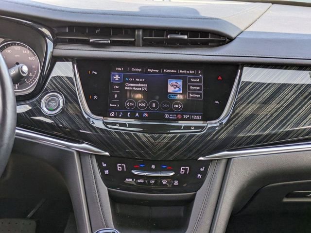 Used 2025 Cadillac XT6 Premium Luxury image 19