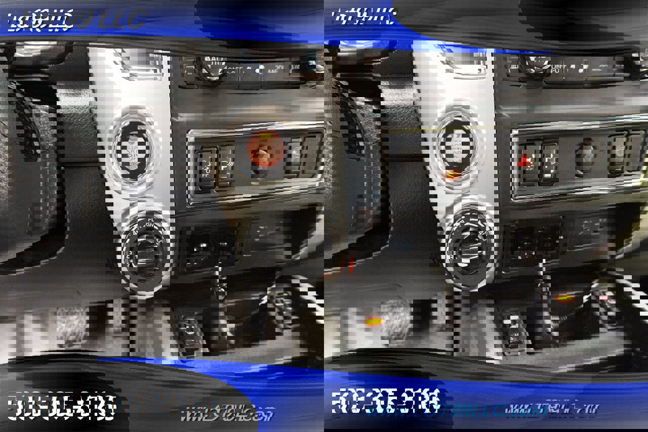 Used 2021 Nissan Titan SV w/ SV Convenience Package image 26