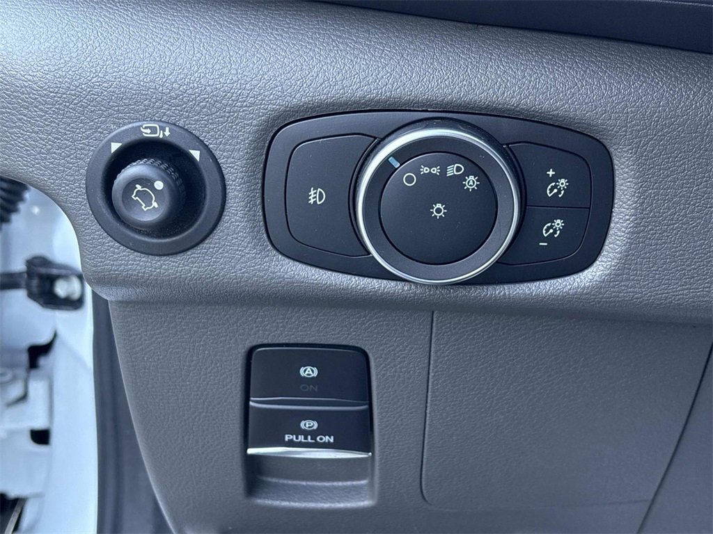 Used 2023 Ford Transit 350 XLT image 27