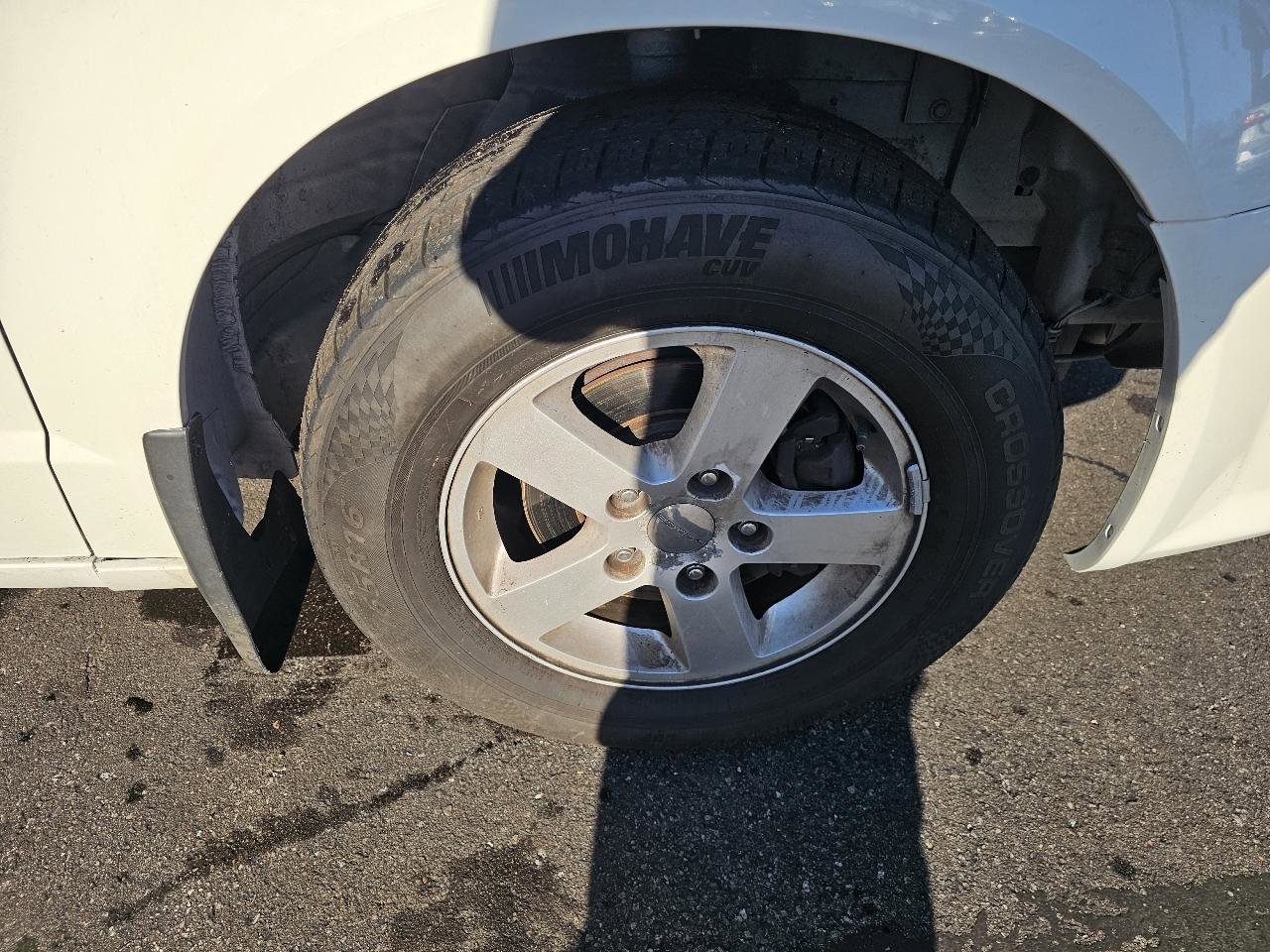 Used 2012 Dodge Grand Caravan SE FWD image 14