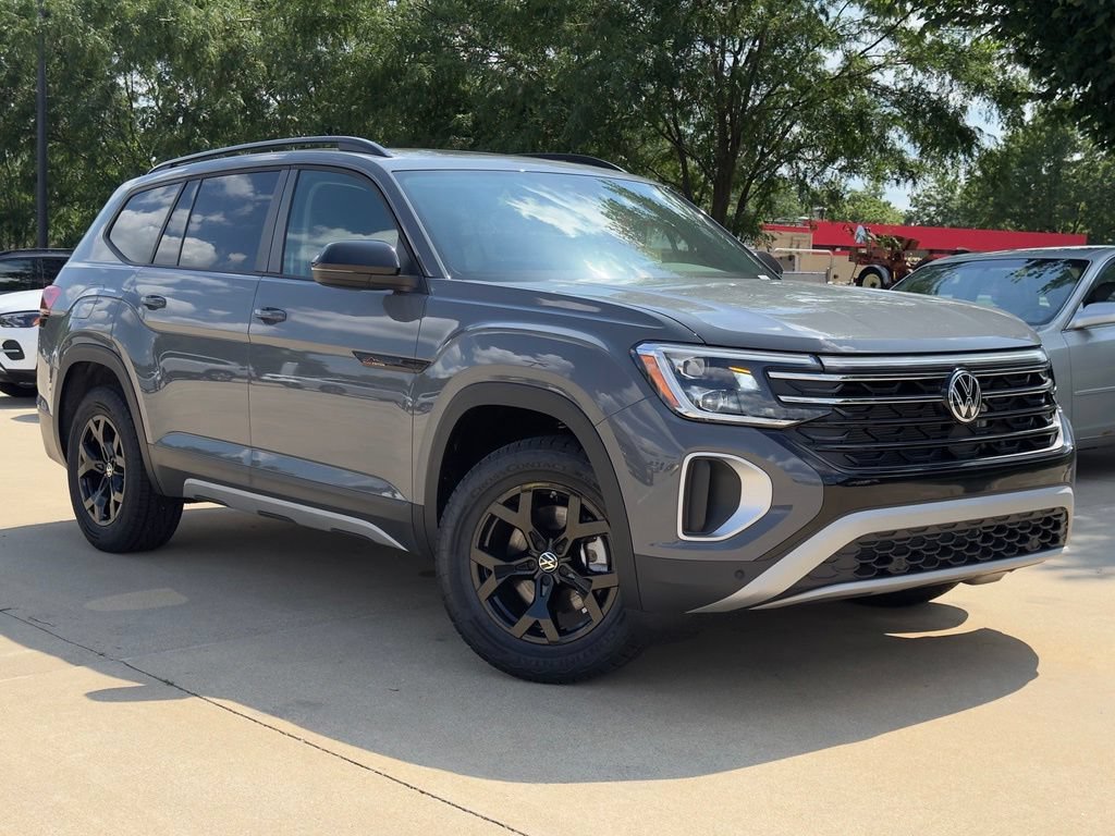 New 2026 Volkswagen Atlas Peak Edition