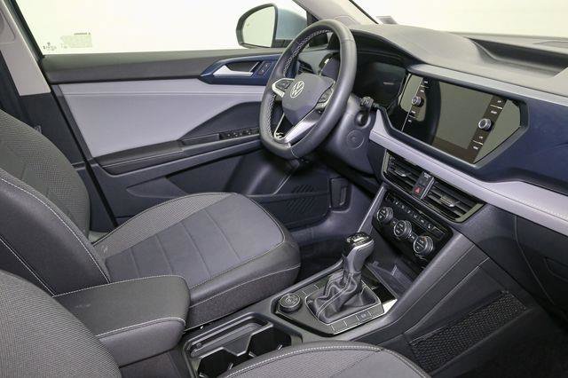Certified 2024 Volkswagen Taos SE image 22