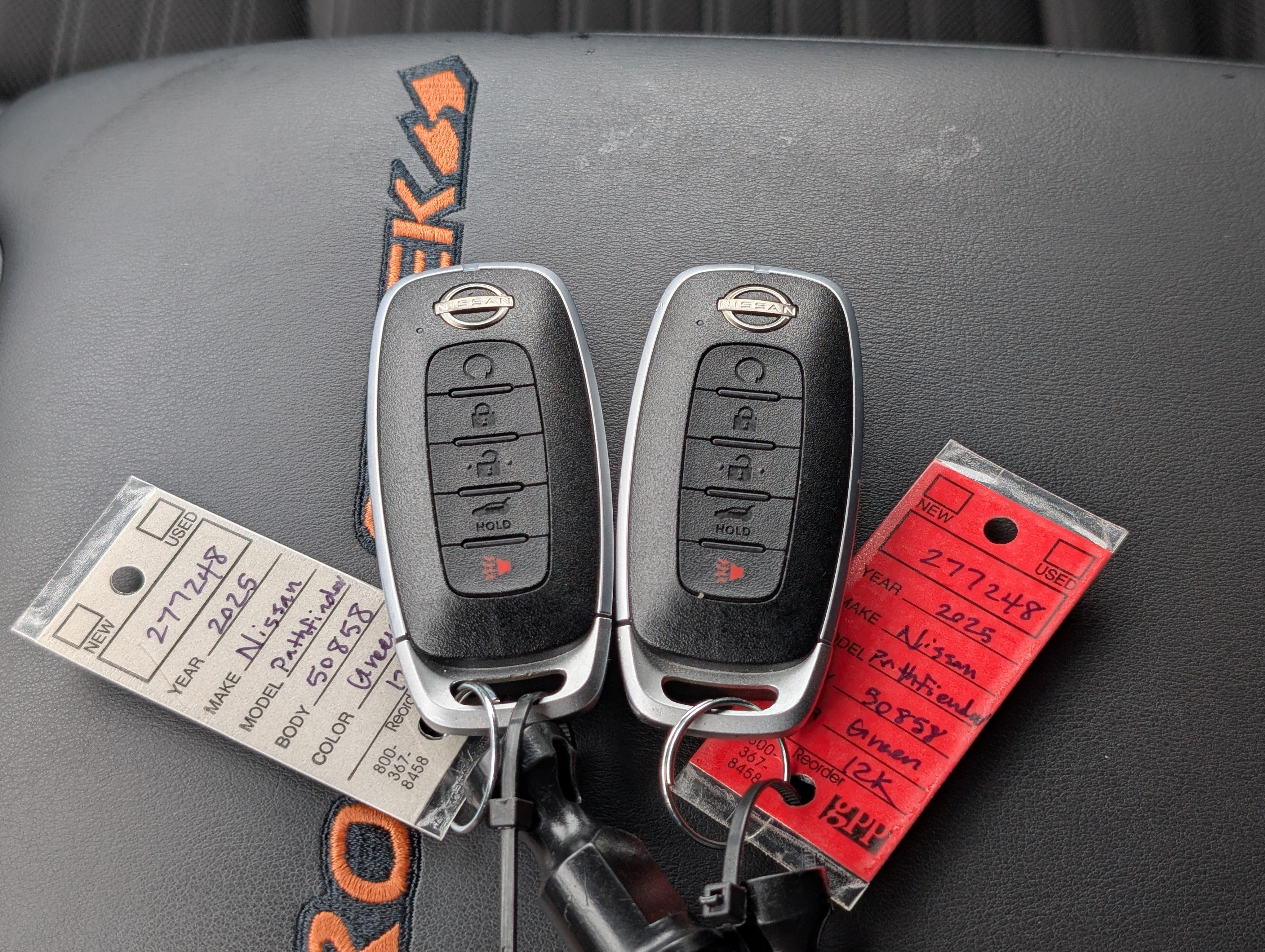 Used 2025 Nissan Pathfinder Rock Creek AWD/4WD image 38