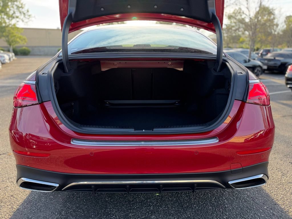 New 2026 Mercedes-Benz E 350 4MATIC Sedan image 14