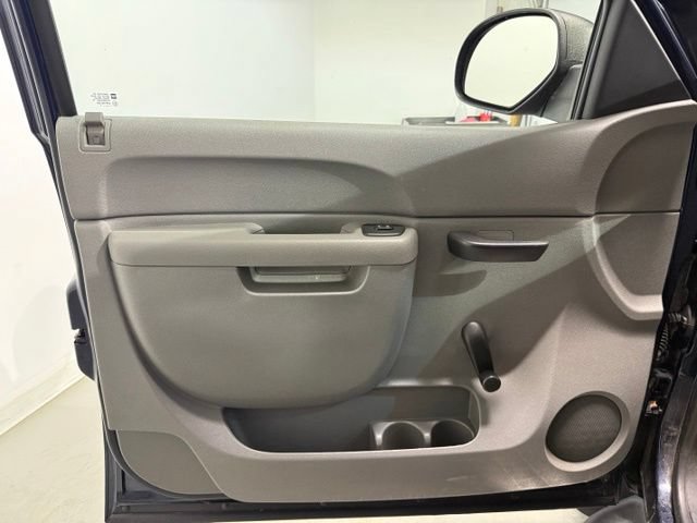 Used 2011 GMC Sierra 1500 W/T w/ Work Truck Preferred Package RWD image 9