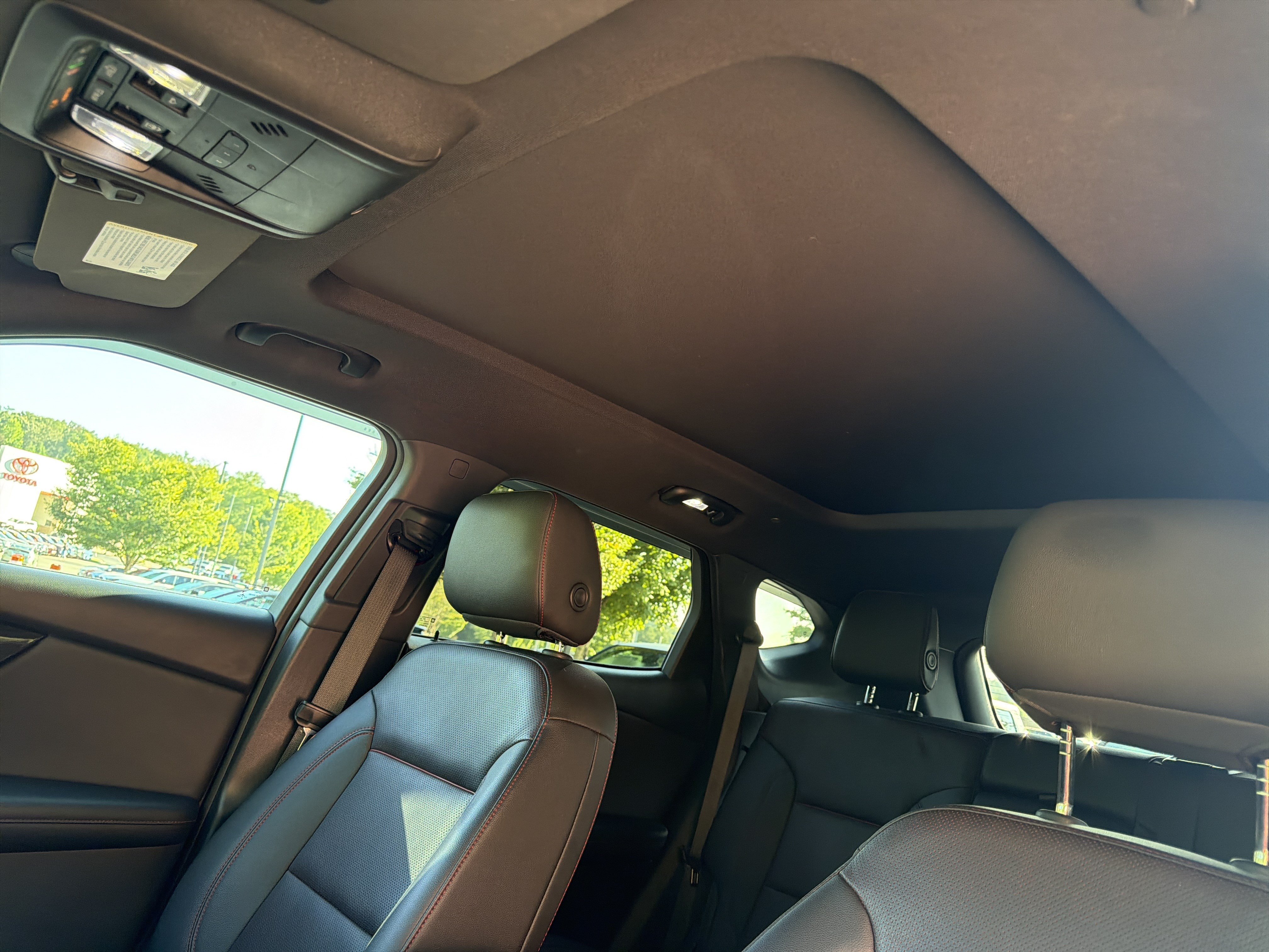 Used 2021 Chevrolet Blazer RS w/ Enhanced Convenience Package FWD image 34