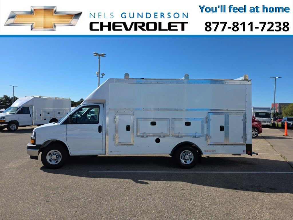New 2025 Chevrolet Express 3500 w/ Power Convenience Package image 3
