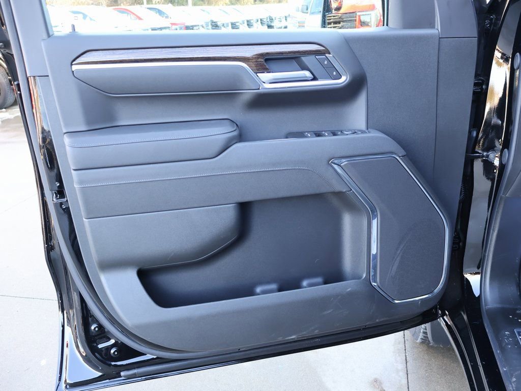 New 2026 GMC Sierra 1500 Elevation image 11