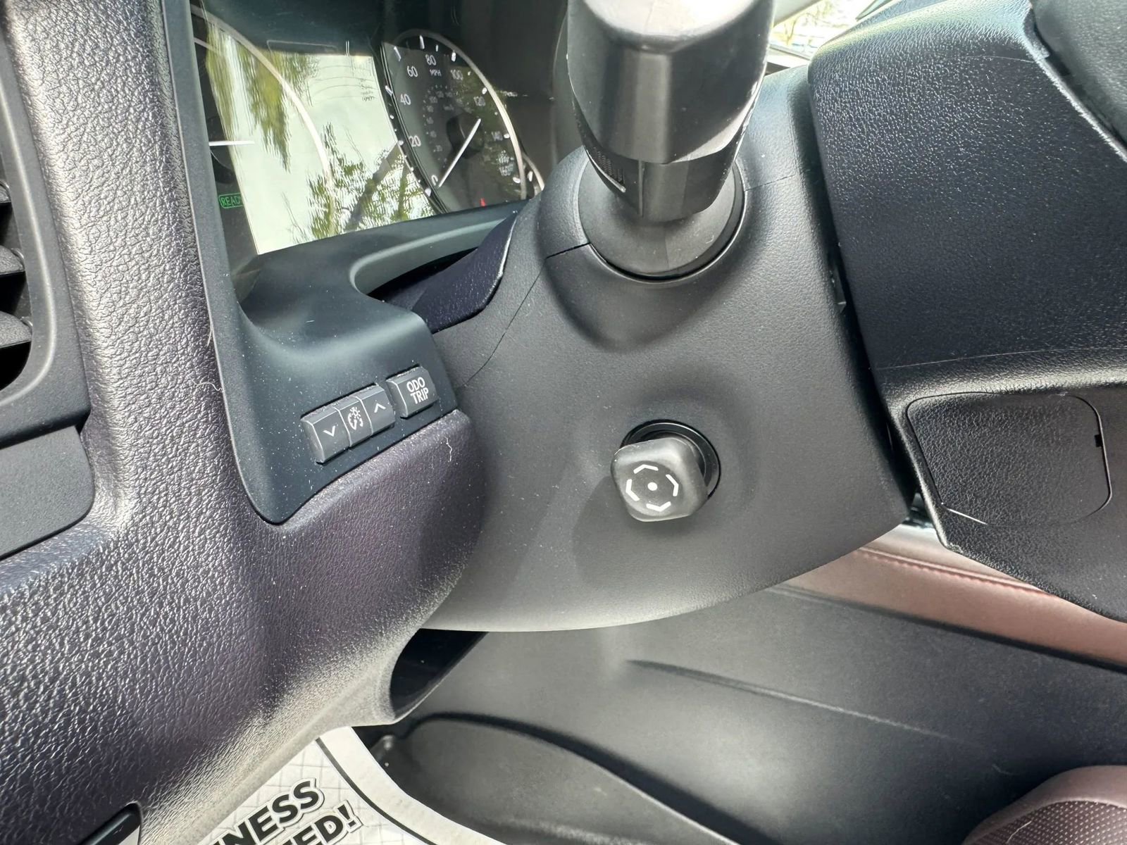 Used 2017 Lexus RX 450h AWD w/ Luxury Package image 36